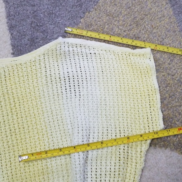 Vintage Crochet Top - fits like Size XXS - Picture 4 of 8